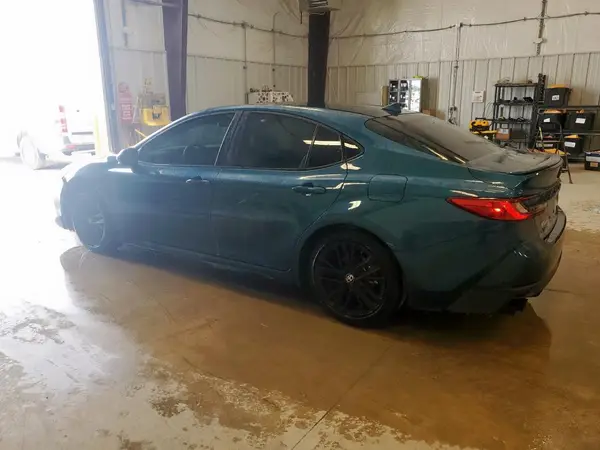 4T1DAACK7SU094502 2025 TOYOTA CAMRY - Image 2
