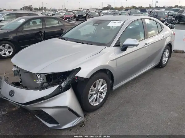 4T1DAACK7SU096413 2025 TOYOTA CAMRY - Image 2