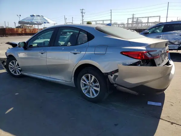 4T1DAACK7SU097030 2025 TOYOTA CAMRY - Image 2