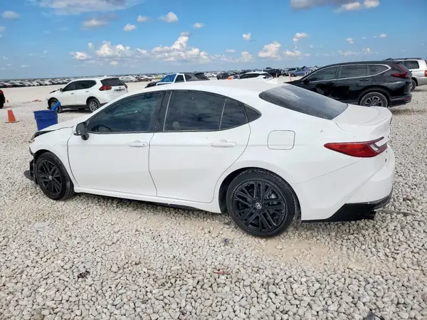 4T1DAACK7SU097674 2025 TOYOTA CAMRY - Image 2