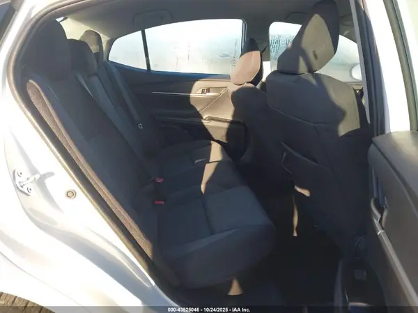 4T1DAACK7SU100136 2025 TOYOTA CAMRY - Image 8