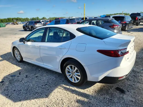 4T1DAACK7SU100704 2025 TOYOTA CAMRY - Image 2