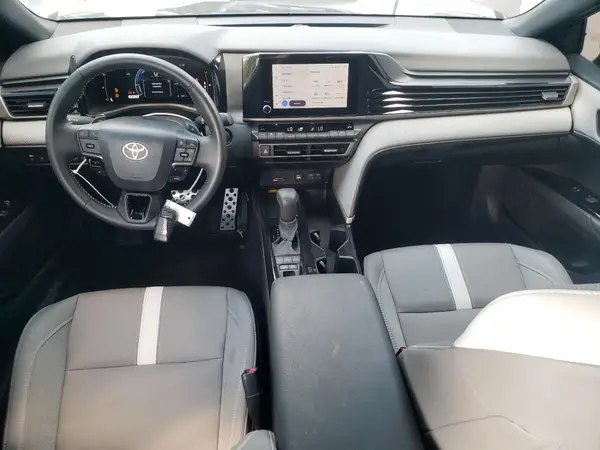4T1DAACK7SU102162 2025 TOYOTA CAMRY - Image 8