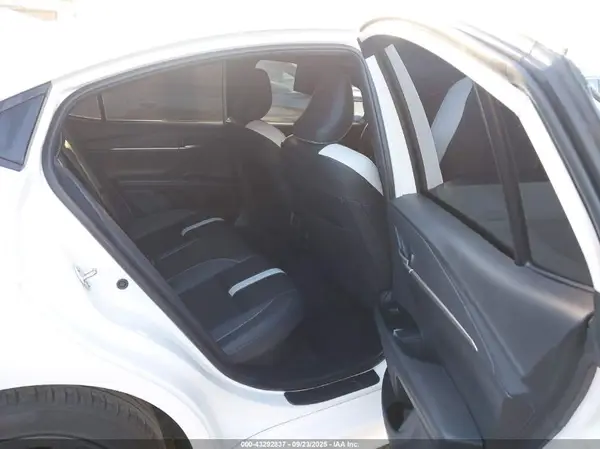 4T1DAACK7SU106499 2025 TOYOTA CAMRY - Image 8