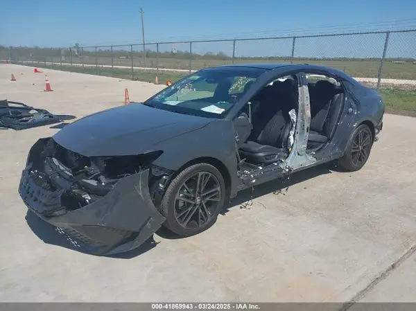4T1DAACK7SU109175 2025 TOYOTA CAMRY - Image 2