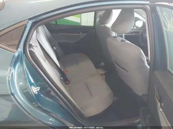 4T1DAACK7SU110049 2025 TOYOTA CAMRY - Image 8