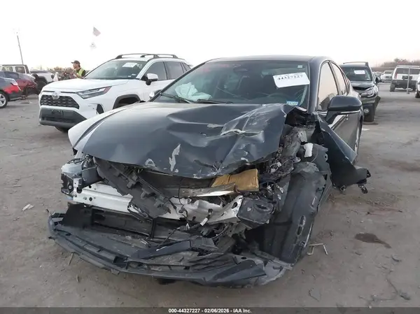 4T1DAACK7SU112643 2025 TOYOTA CAMRY - Image 2