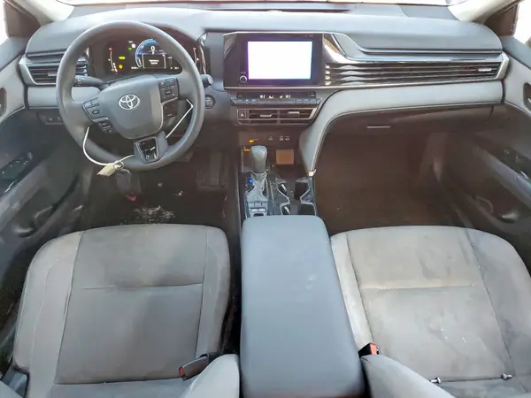 4T1DAACK7SU118104 2025 TOYOTA CAMRY - Image 8