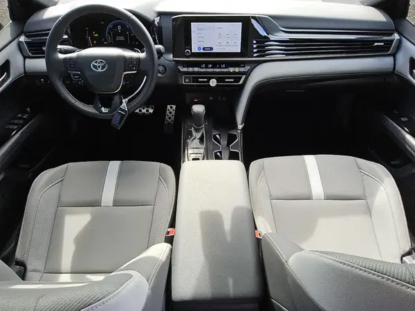 4T1DAACK7SU120676 2025 TOYOTA CAMRY - Image 8