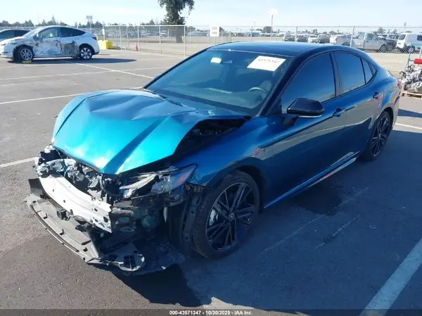 4T1DAACK7SU121374 2025 TOYOTA CAMRY - Image 2