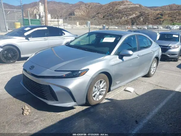 4T1DAACK7SU122072 2025 TOYOTA CAMRY - Image 2