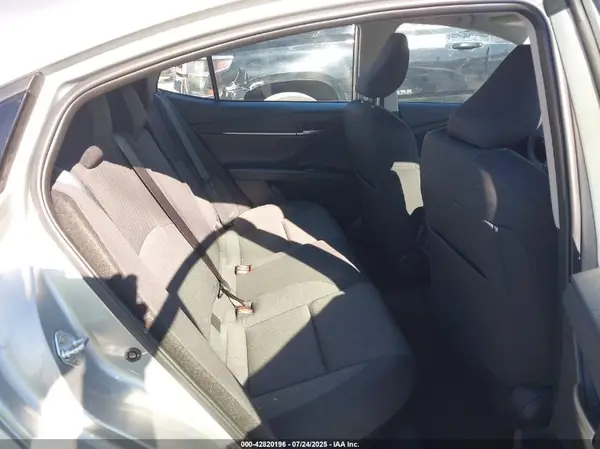 4T1DAACK7SU122072 2025 TOYOTA CAMRY - Image 8