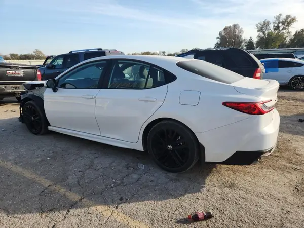 4T1DAACK7SU122184 2025 TOYOTA CAMRY - Image 2