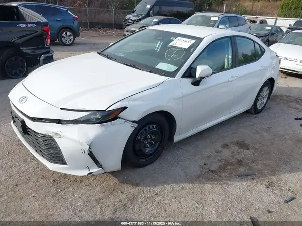 4T1DAACK7SU128311 2025 TOYOTA CAMRY - Image 2