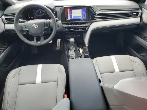 4T1DAACK7SU131547 2025 TOYOTA CAMRY - Image 8
