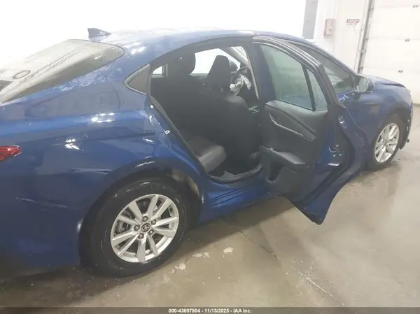 4T1DAACK7SU134352 2025 TOYOTA CAMRY - Image 8