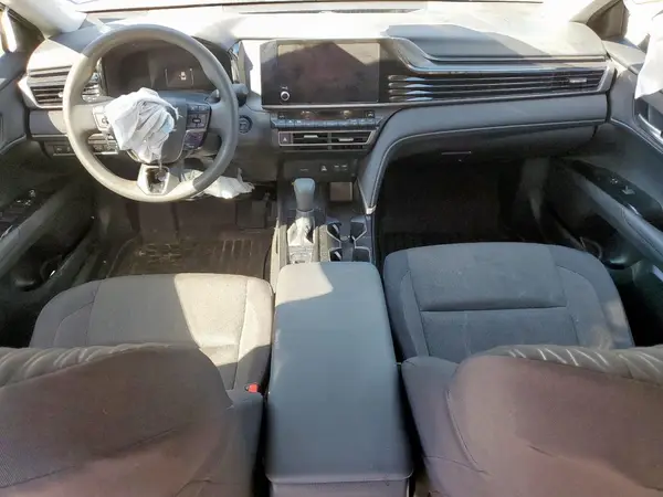 4T1DAACK7SU136814 2025 TOYOTA CAMRY - Image 8