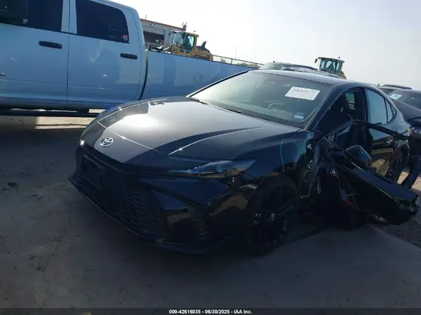 4T1DAACK7SU141592 2025 TOYOTA CAMRY - Image 2