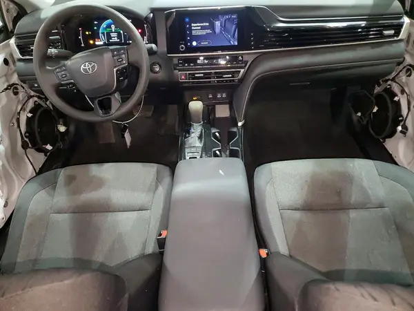 4T1DAACK7SU147389 2025 TOYOTA CAMRY - Image 8