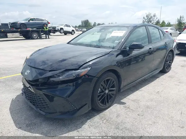 4T1DAACK7SU165844 2025 TOYOTA CAMRY - Image 2