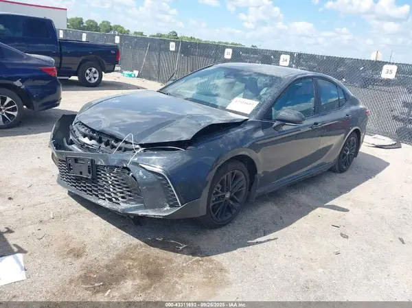 4T1DAACK7SU174804 2025 TOYOTA CAMRY - Image 2