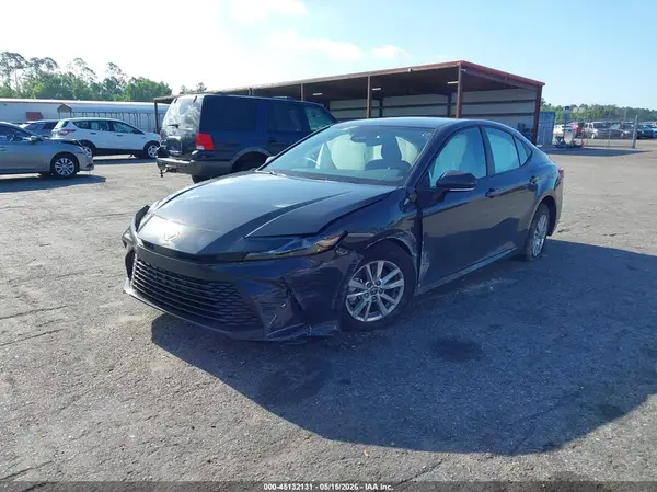 4T1DAACK7SU196043 2025 TOYOTA CAMRY - Image 2