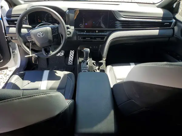 4T1DAACK7SU197418 2025 TOYOTA CAMRY - Image 8