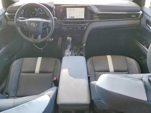4T1DAACK7SU197984 2025 TOYOTA CAMRY - Image 8