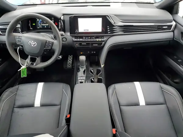 4T1DAACK7SU200592 2025 TOYOTA CAMRY - Image 8