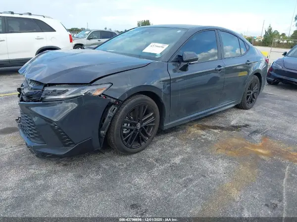 4T1DAACK7SU201144 2025 TOYOTA CAMRY - Image 2