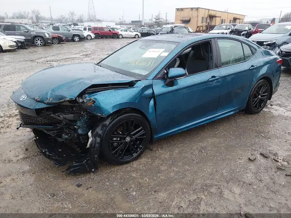 4T1DAACK7SU501685 2025 TOYOTA CAMRY - Image 2