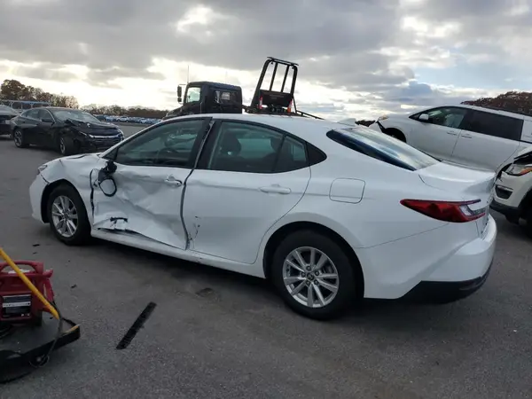 4T1DAACK7SU503193 2025 TOYOTA CAMRY - Image 2