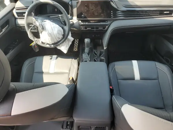 4T1DAACK7SU512136 2025 TOYOTA CAMRY - Image 8