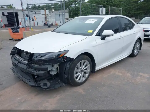 4T1DAACK7SU512587 2025 TOYOTA CAMRY - Image 2