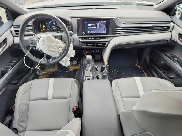4T1DAACK7SU514047 2025 TOYOTA CAMRY - Image 8
