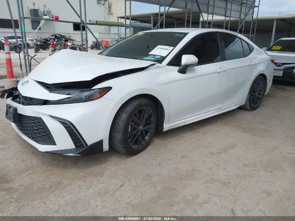 4T1DAACK7SU518647 2025 TOYOTA CAMRY - Image 2