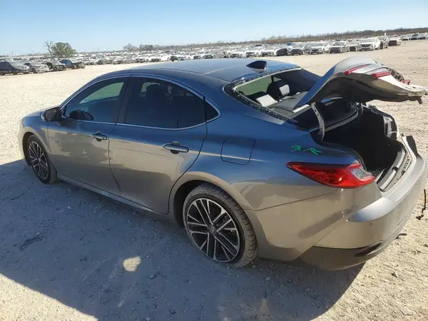 4T1DAACK7SU519426 2025 TOYOTA CAMRY - Image 2