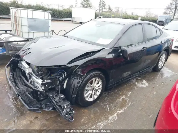4T1DAACK7SU520396 2025 TOYOTA CAMRY - Image 2