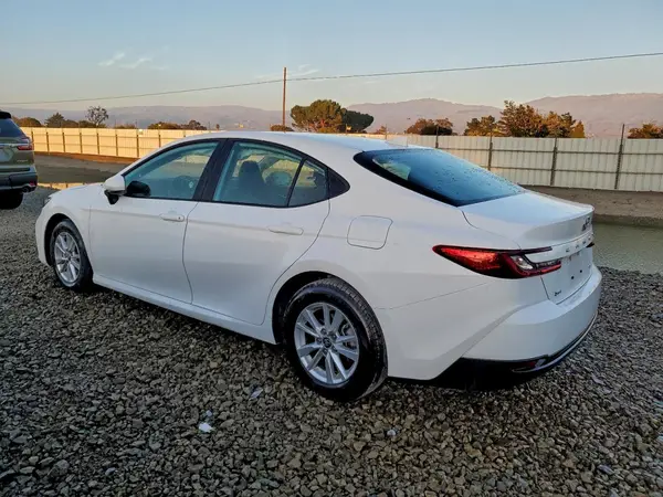 4T1DAACK7SU522553 2025 TOYOTA CAMRY - Image 2
