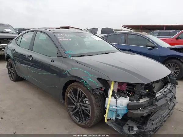4T1DAACK7SU522570 2025 TOYOTA CAMRY - Image 1