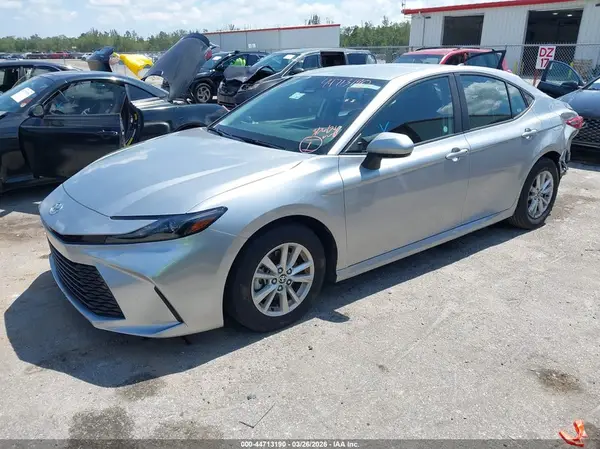 4T1DAACK7SU524786 2025 TOYOTA CAMRY - Image 2