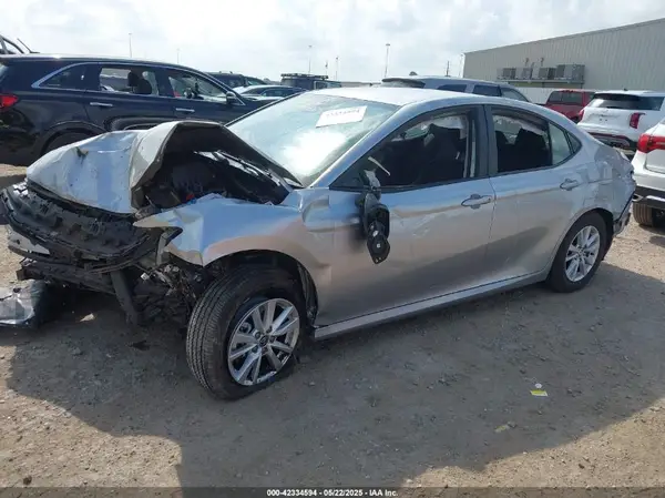 4T1DAACK7SU526750 2025 TOYOTA CAMRY - Image 2