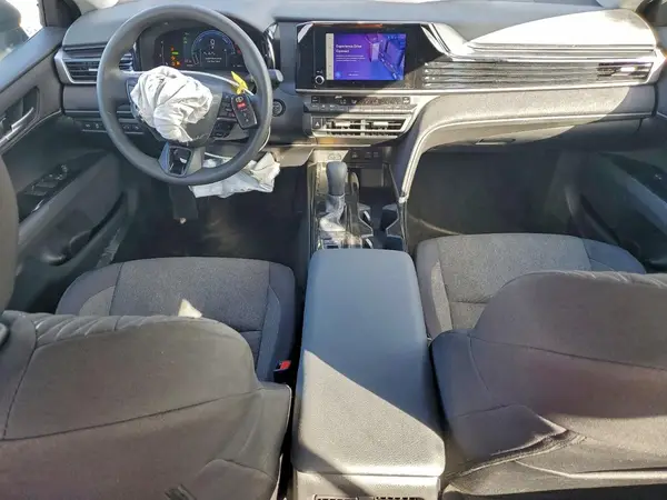 4T1DAACK7SU529261 2025 TOYOTA CAMRY - Image 8