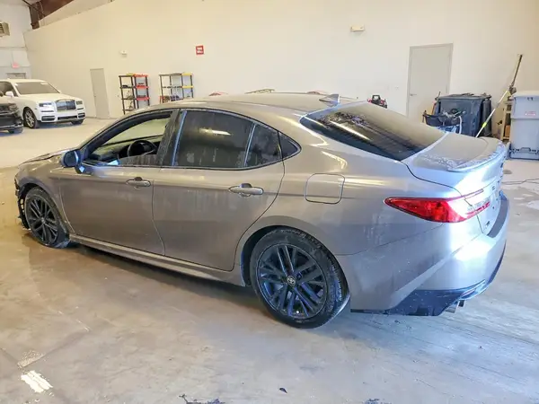 4T1DAACK7SU532743 2025 TOYOTA CAMRY - Image 2