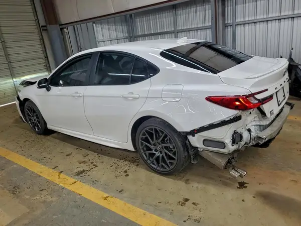 4T1DAACK7SU537215 2025 TOYOTA CAMRY - Image 2