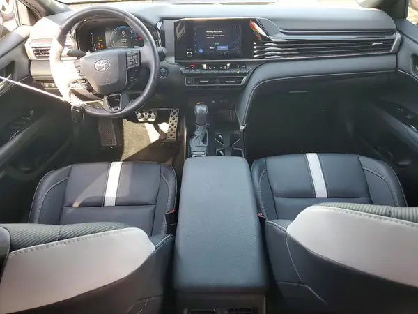 4T1DAACK7SU539708 2025 TOYOTA CAMRY - Image 8