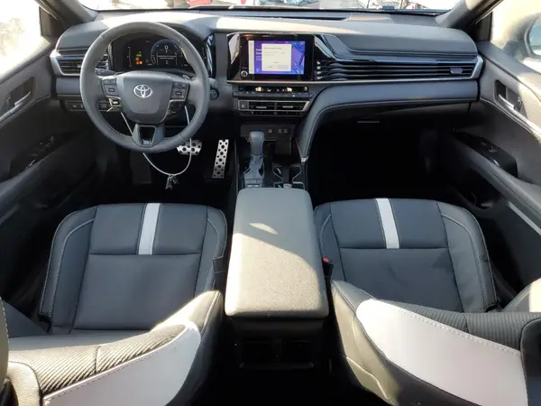 4T1DAACK7SU543631 2025 TOYOTA CAMRY - Image 8