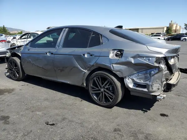 4T1DAACK7SU550448 2025 TOYOTA CAMRY - Image 2