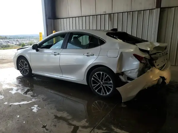 4T1DAACK7SU552393 2025 TOYOTA CAMRY - Image 2