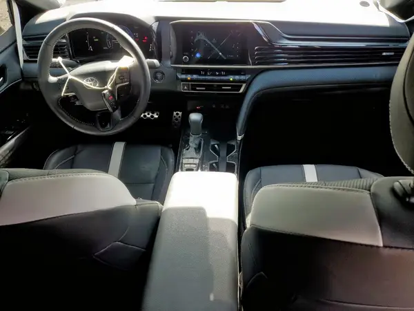 4T1DAACK7SU559215 2025 TOYOTA CAMRY - Image 8